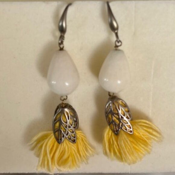 🧡3/15 Anthropologie Yellow Tassel Earrings - Picture 3 of 8